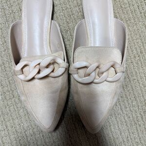 Elegant Cream Chain Detail Women's Mules